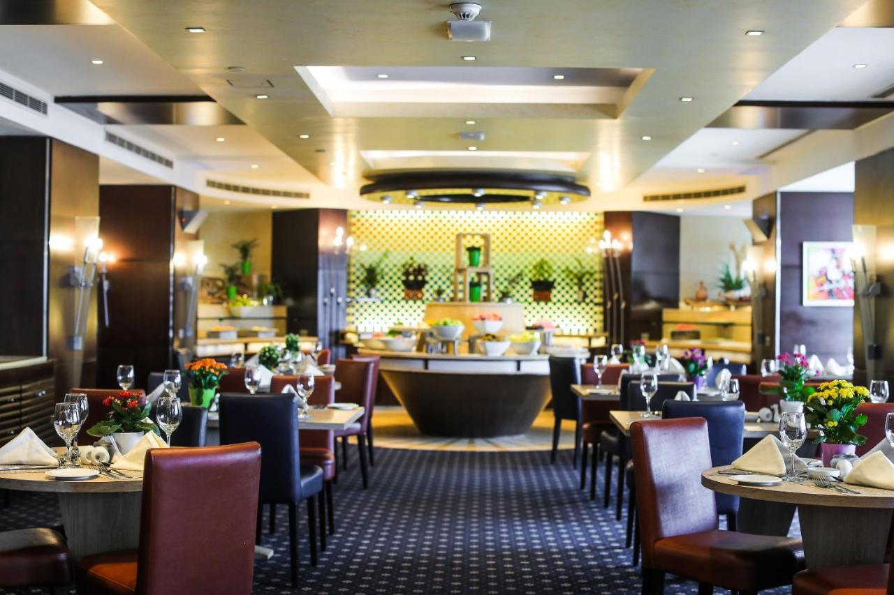 Raouche Arjaan By Rotana Aparthotel Beirut Exterior photo